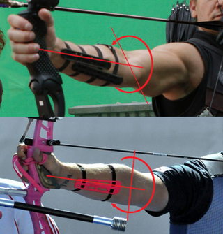 Illustration for article titled Is Hawkeye from The Avengers the world's worst archer?